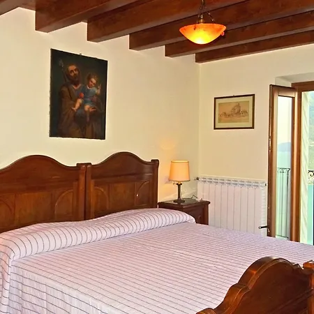 Casa De Pol Exclusive View By Gardadomusmea Holiday home *