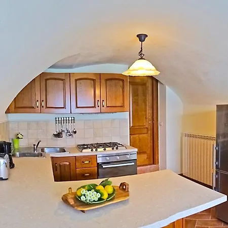 Casa De Pol Exclusive View By Gardadomusmea *