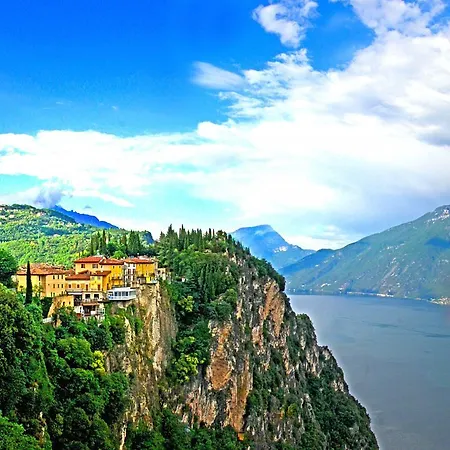 Casa De Pol Exclusive View By Gardadomusmea * Tremosine