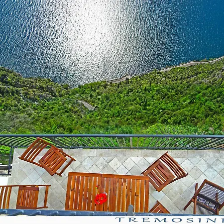 Casa De Pol Exclusive View By Gardadomusmea Casa vacanze